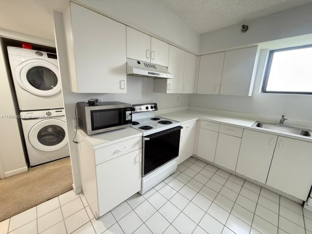 Продажа квартиры #1801 - фото 7435833