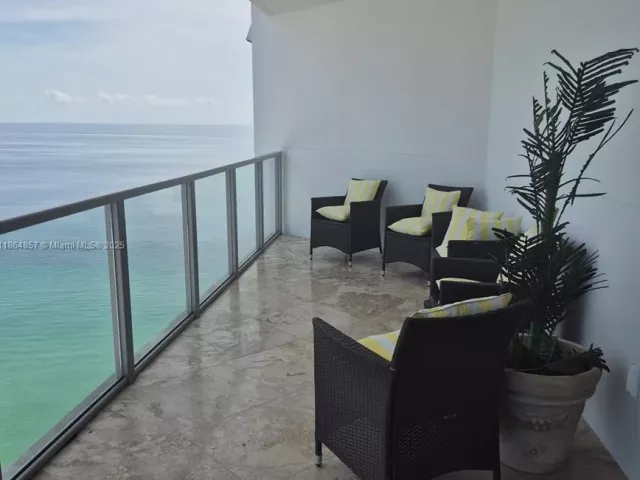 Продажа квартиры #2707 - фото 6481335