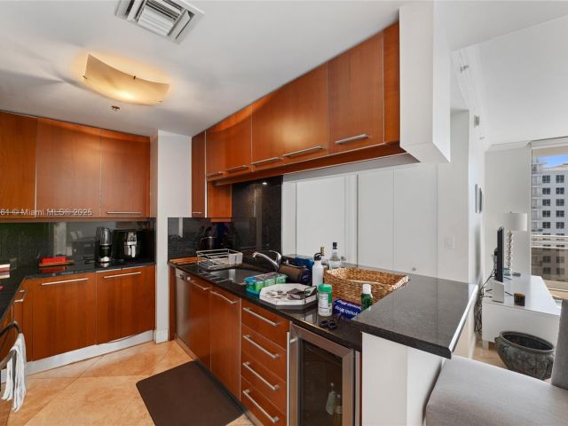 Продажа квартиры #2801 - фото 6472540