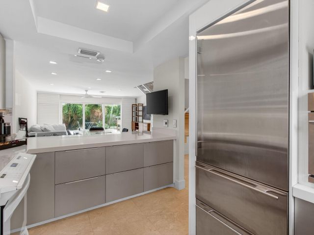 Дом в аренду по адресу 130 Andrews Avenue W 4 - фото 6532741