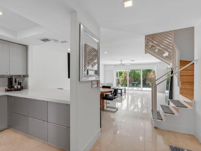 Дом в аренду по адресу 130 Andrews Avenue W 4 - фото 6532745