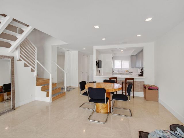 Дом в аренду по адресу 130 Andrews Avenue W 4 - фото 6532750