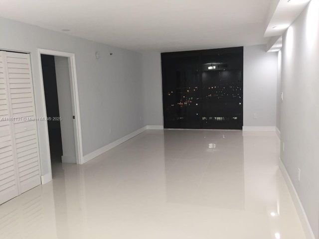 Квартира в аренду номер1003 - фото 7437046