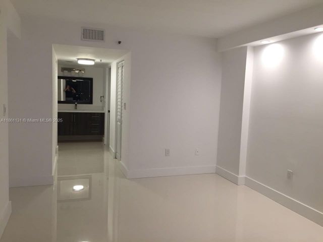 Квартира в аренду номер1003 - фото 7437053