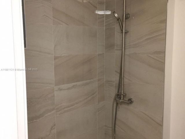 Квартира в аренду номер1003 - фото 7437057