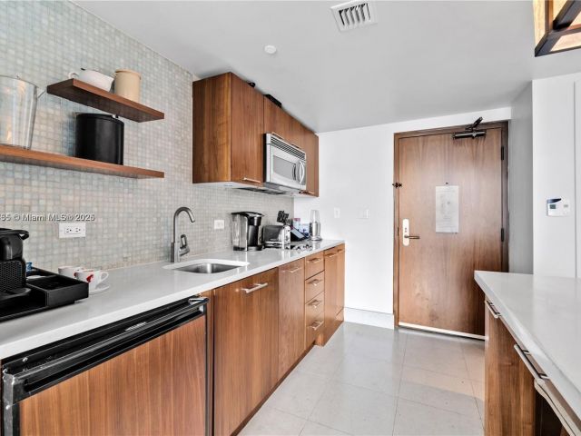 Квартира в аренду номер818 - фото 6481770