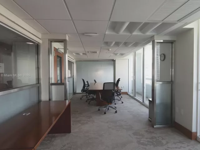 Продажа квартиры #2610 - фото 6467217