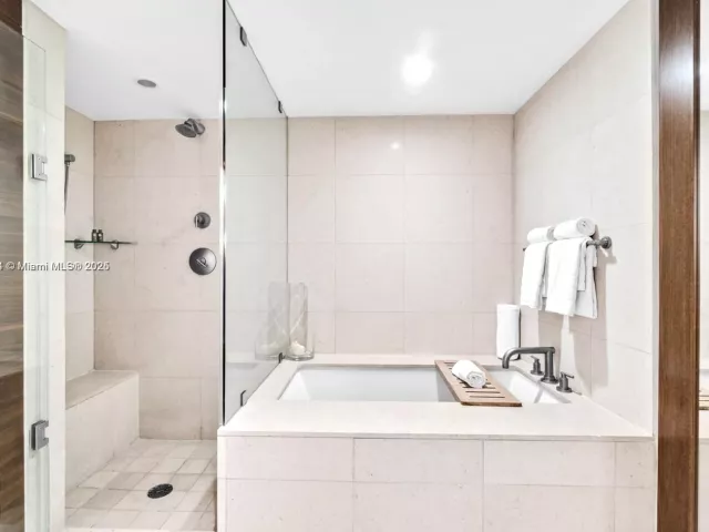 Продажа квартиры #818 - фото 6468706