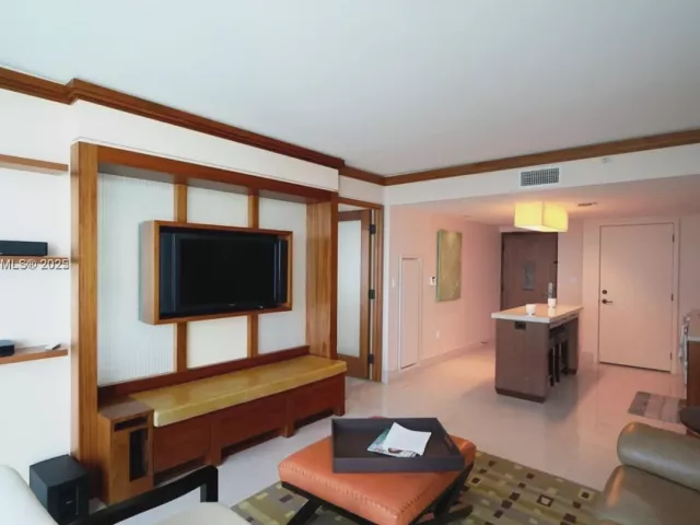 Продажа квартиры #710 - фото 6468731