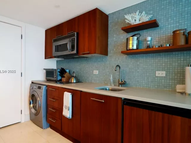 Продажа квартиры #710 - фото 6468732