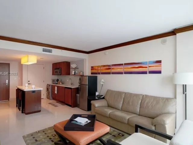 Продажа квартиры #710 - фото 6468734