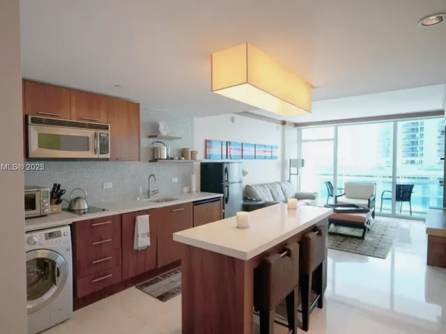 Продажа квартиры #710 - фото 6468735