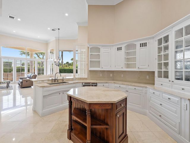 Продажа дома по адресу 10952 Egret Pointe Lane - фото 6507056