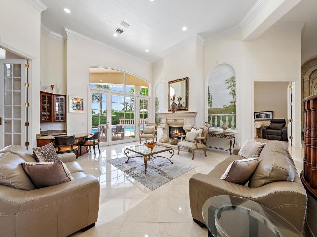 Продажа дома по адресу 10952 Egret Pointe Lane - фото 6507063