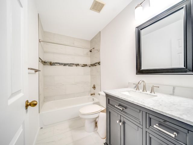 Дом в аренду по адресу 892 E Jeffery Street - фото 6535371