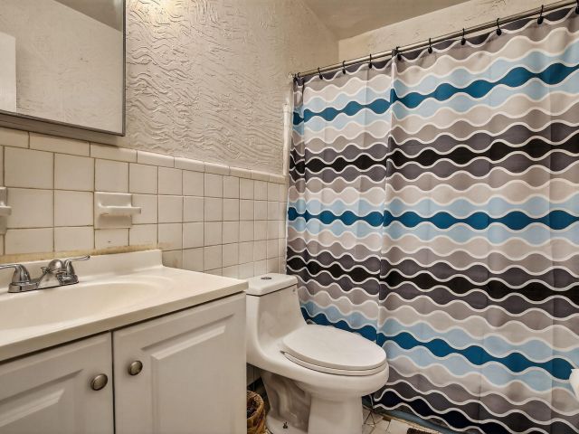 Продажа дома по адресу 6445 Charleston Street - фото 6546196