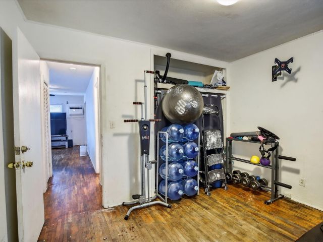 Продажа дома по адресу 6445 Charleston Street - фото 6546197