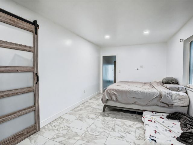 Продажа дома по адресу 6445 Charleston Street - фото 6546210