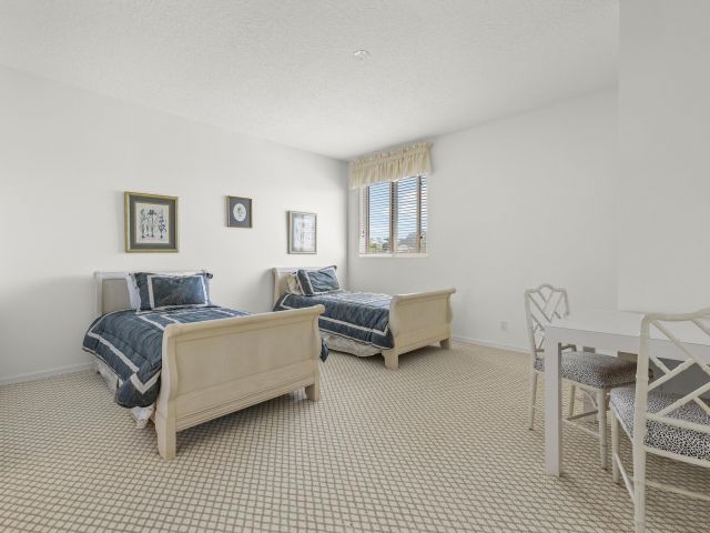 Продажа дома по адресу 10910 Grande Boulevard W - фото 6534154