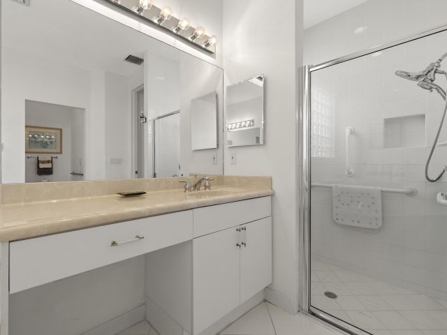 Продажа дома по адресу 10910 Grande Boulevard W - фото 6534158