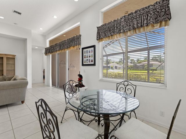 Продажа дома по адресу 10910 Grande Boulevard W - фото 6534162