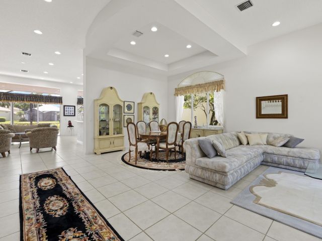 Продажа дома по адресу 10910 Grande Boulevard W - фото 6534171