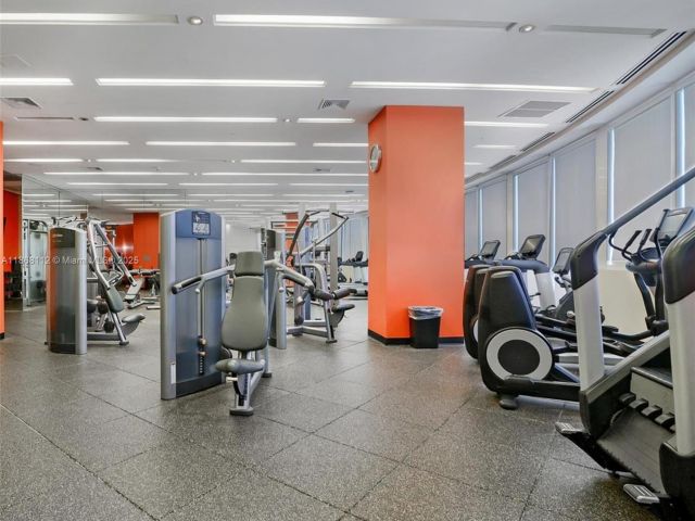 Продажа квартиры #2910 - фото 7448058