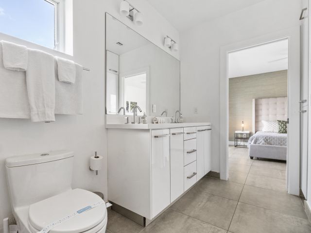 Дом в аренду по адресу 1367 N Ocean Boulevard - фото 6472150