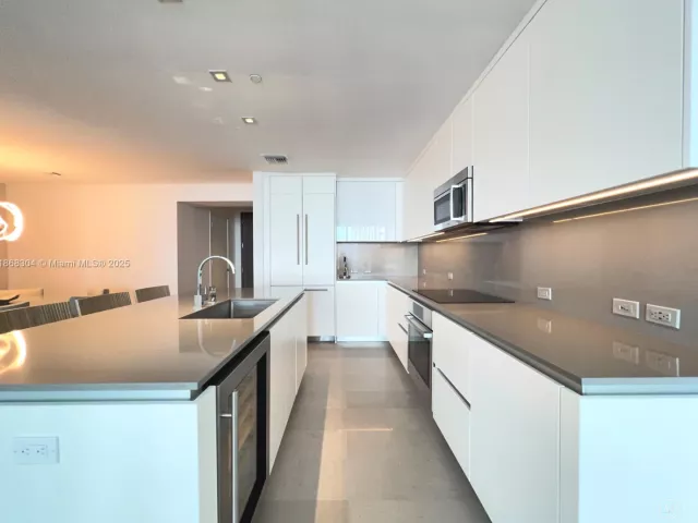 Квартира в аренду номер1003 - фото 6472093