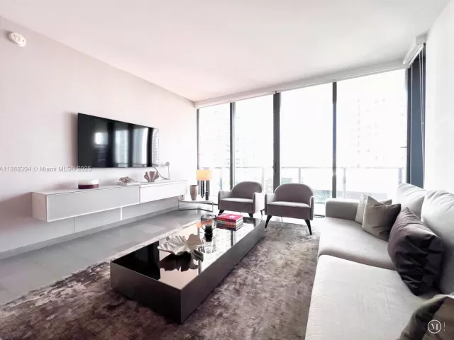 Квартира в аренду номер1003 - фото 6472098