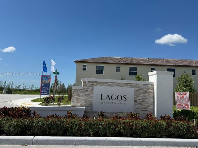 Дом в аренду по адресу 2794 SE 26th Ave 2794 - фото 7441687