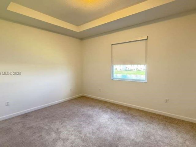 Дом в аренду по адресу 2794 SE 26th Ave 2794 - фото 7441695