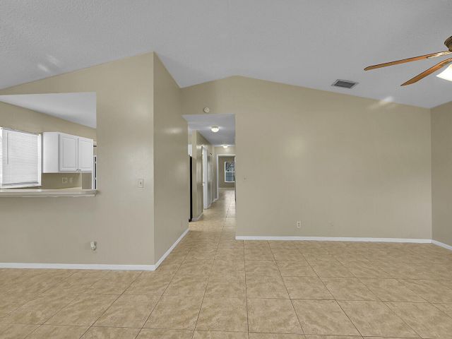 Дом в аренду по адресу 901 10th Street - фото 6507014