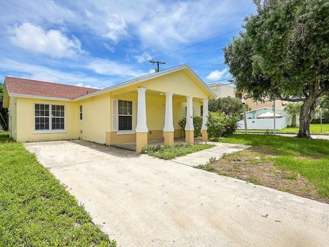 Дом в аренду по адресу 901 10th Street - фото 6507015