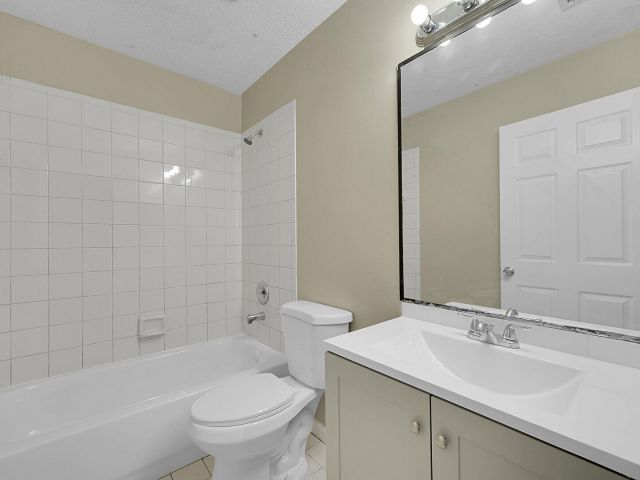 Дом в аренду по адресу 901 10th Street - фото 6507023