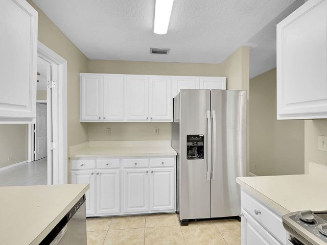 Дом в аренду по адресу 901 10th Street - фото 6507025