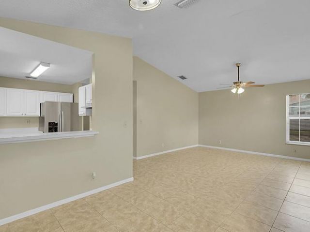 Дом в аренду по адресу 901 10th Street - фото 6507028