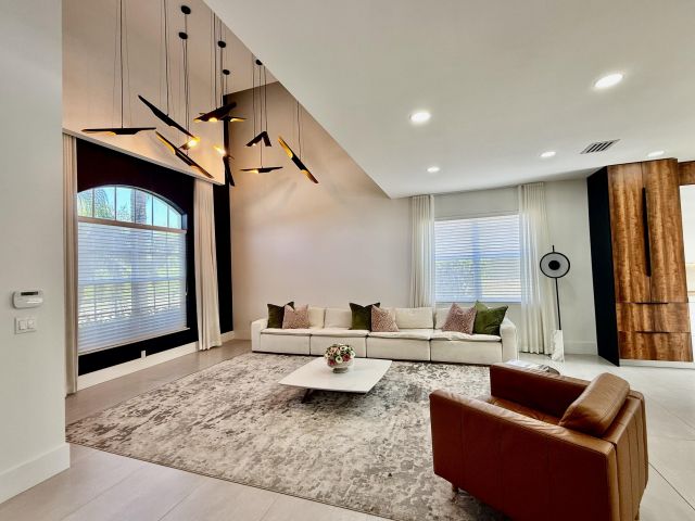 Дом в аренду по адресу 1534 Newhaven Point Lane - фото 6507034