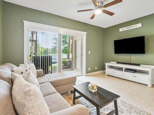 Дом в аренду по адресу 5032 Palmbrooke Circle - фото 6618453