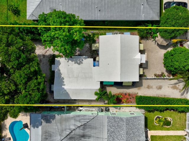 Продажа дома по адресу 629 SE 4th Avenue - фото 6532828