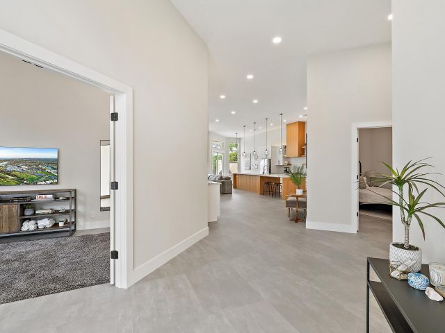 Продажа дома по адресу 8630 Falcon Green Drive - фото 6536107