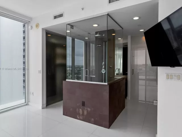 Продажа квартиры #3106 - фото 6475009