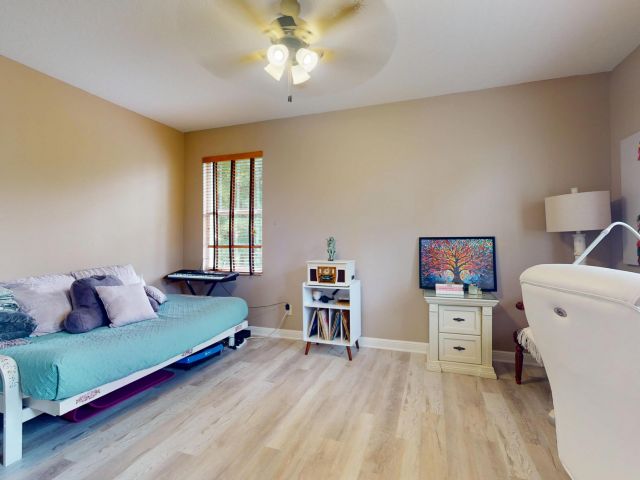 Дом в аренду по адресу 2355 NW 49th Lane - фото 6507666