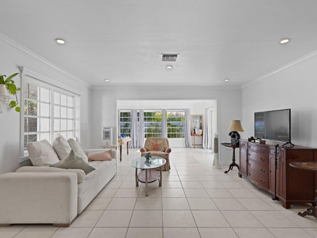 Продажа дома по адресу 208 34th Street - фото 6506347