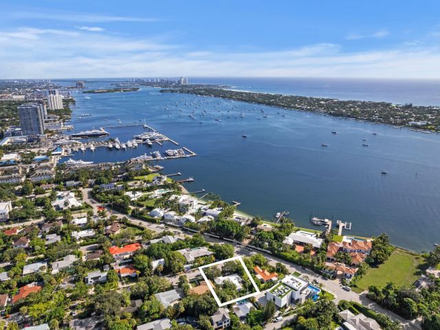 Продажа дома по адресу 208 34th Street - фото 6506353