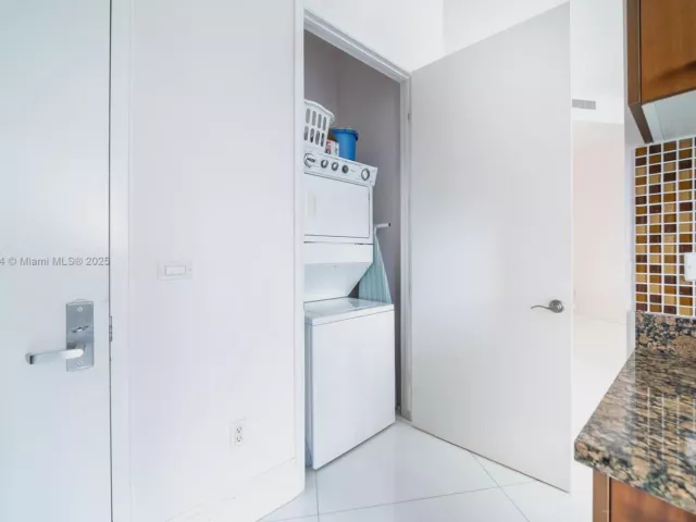 Продажа квартиры #4305 - фото 6484502