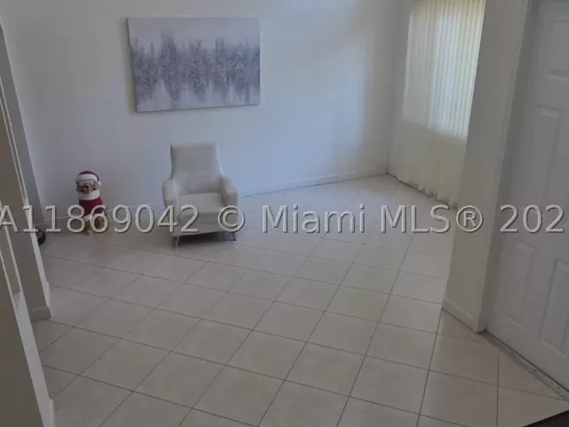 Продажа дома по адресу 16448 SW 67th Ter - фото 9059951