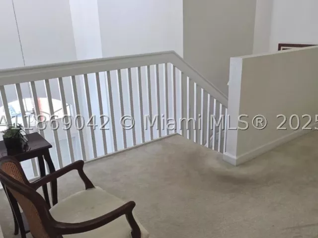 Продажа дома по адресу 16448 SW 67th Ter - фото 9059953