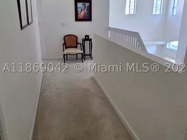Продажа дома по адресу 16448 SW 67th Ter - фото 9059955