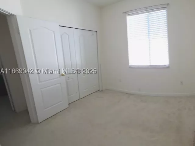 Продажа дома по адресу 16448 SW 67th Ter - фото 9059981